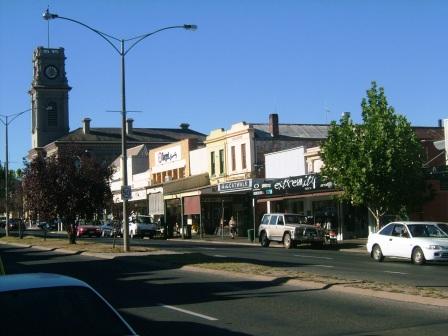 Castlemaine shopping street.